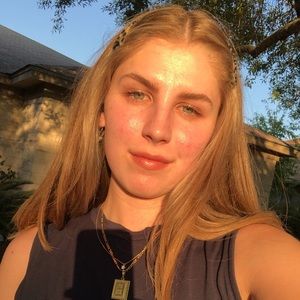 Meet your Posher, Edie